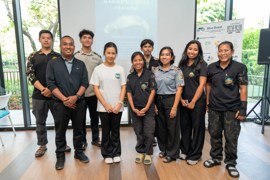BlueQuest จับมือ โอโซ่ ภูเก็ต–อมารี ภูเก็ต ผนึกกำลังหน่วยงานภาครัฐ ภาคเอกชน และชุมชน จัดอบรมช่วยชีวิตสัตว์ทะเลหายากเกยตื้น พร้อมเชื่อมโยงการแจ้งเหตุผ่านแอปพลิเคชัน